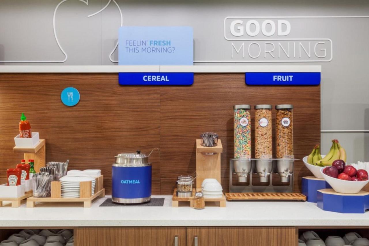 Holiday Inn Express & Suites - Milan - Sandusky Area By Ihg Ngoại thất bức ảnh