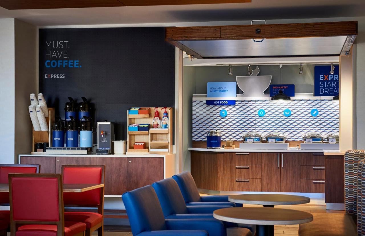 Holiday Inn Express & Suites - Milan - Sandusky Area By Ihg Ngoại thất bức ảnh