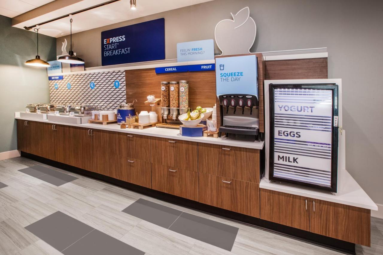 Holiday Inn Express & Suites - Milan - Sandusky Area By Ihg Ngoại thất bức ảnh