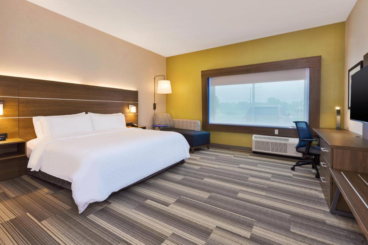 Holiday Inn Express & Suites - Milan - Sandusky Area By Ihg Ngoại thất bức ảnh