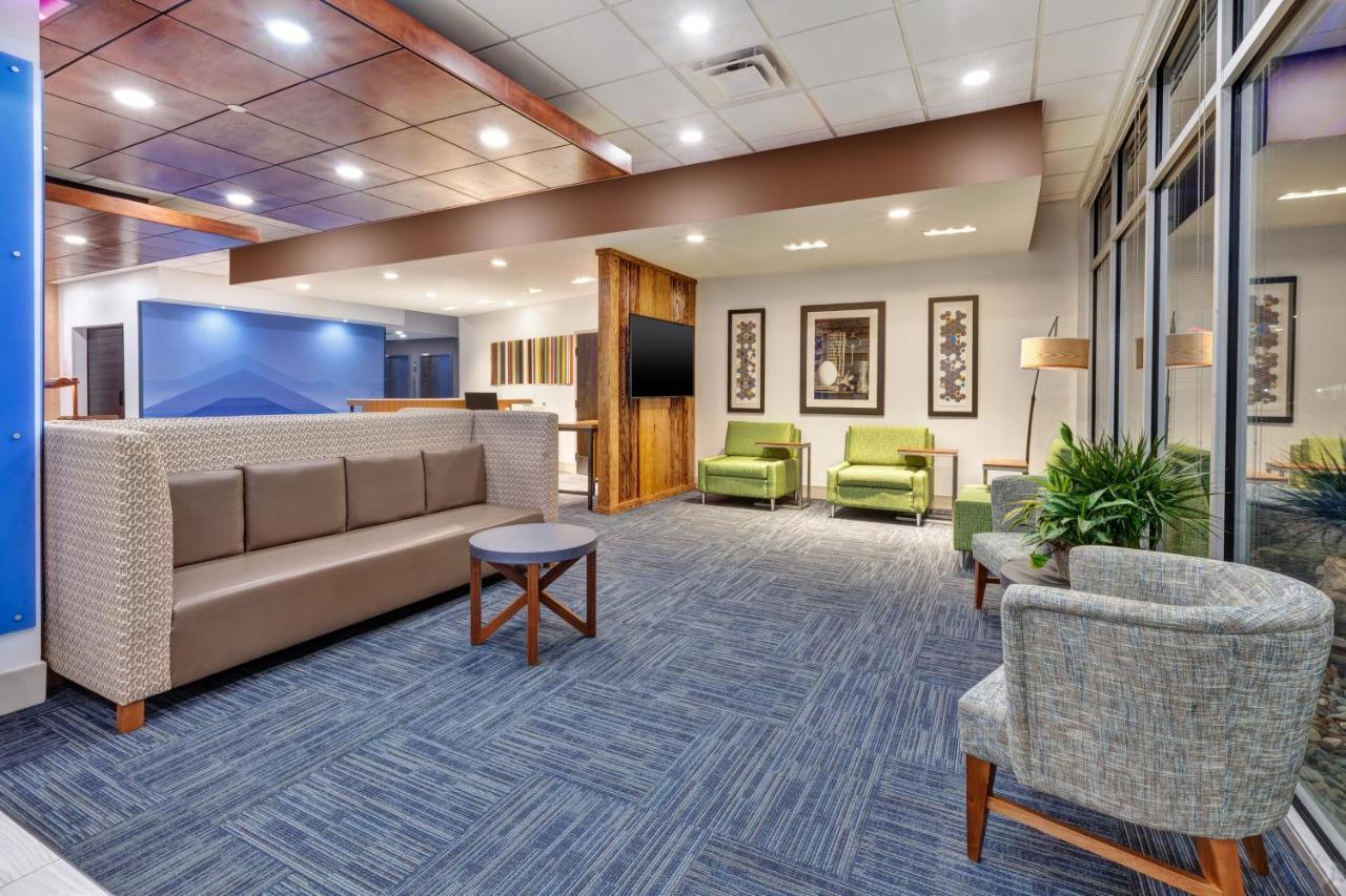 Holiday Inn Express & Suites - Milan - Sandusky Area By Ihg Ngoại thất bức ảnh