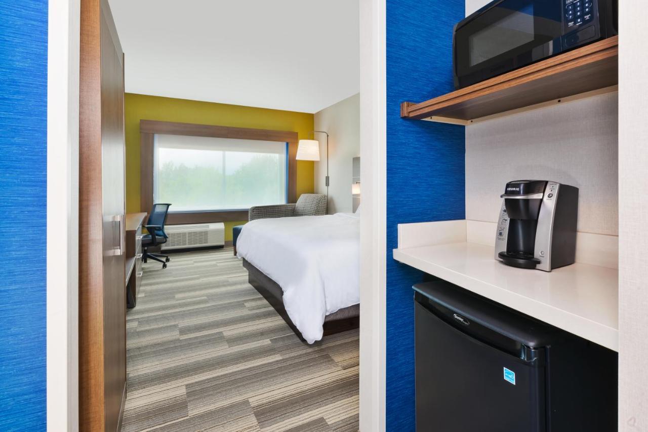 Holiday Inn Express & Suites - Milan - Sandusky Area By Ihg Ngoại thất bức ảnh